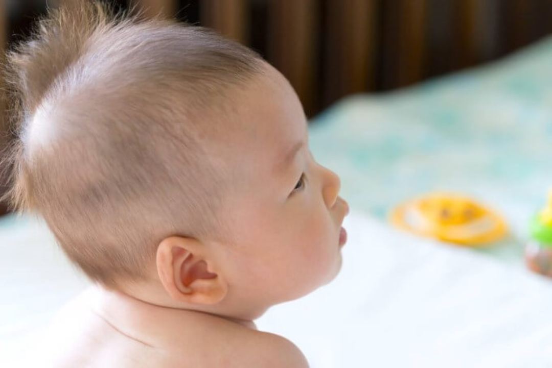 Hàm lượng kẽm không đủ dẫn đến hiện tượng rụng tóc ở trẻ nhỏ 