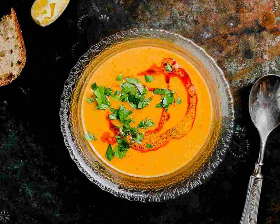 Mẹ còn có thể chế biến món súp ăn dặm thơm ngon cho bé từ đậu lăng đỏ